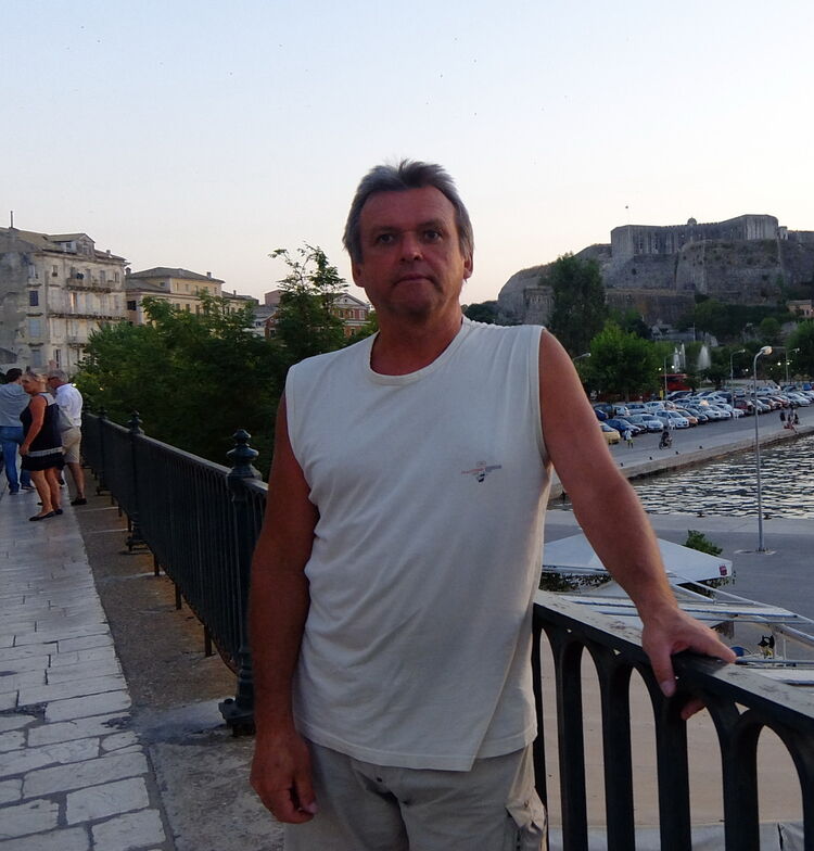  ,   VLAD, 68 ,   ,   , c 