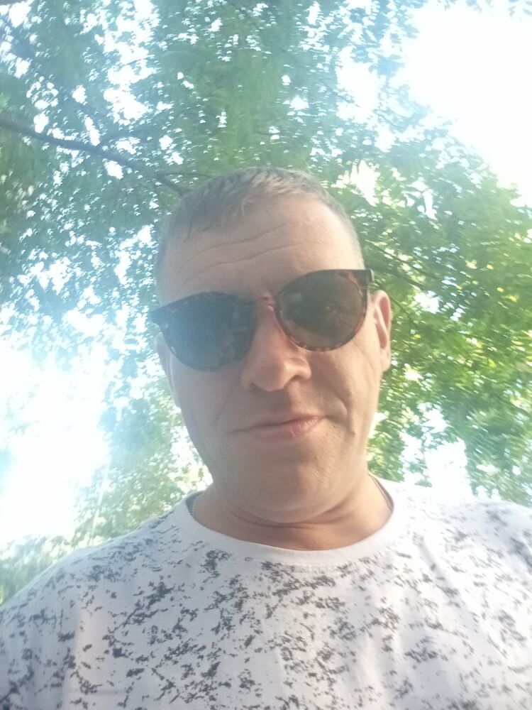  51165035  Anton, 37 ,    