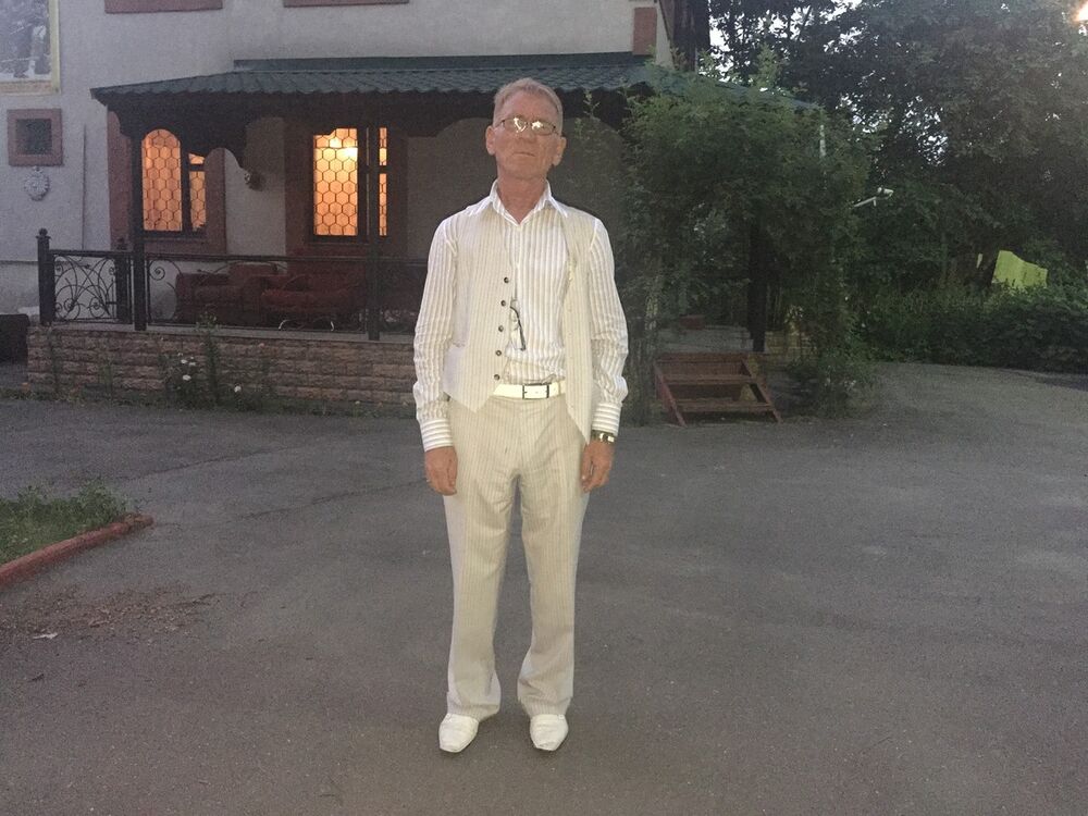  -,   AKGR, 66 ,   ,   , c 
