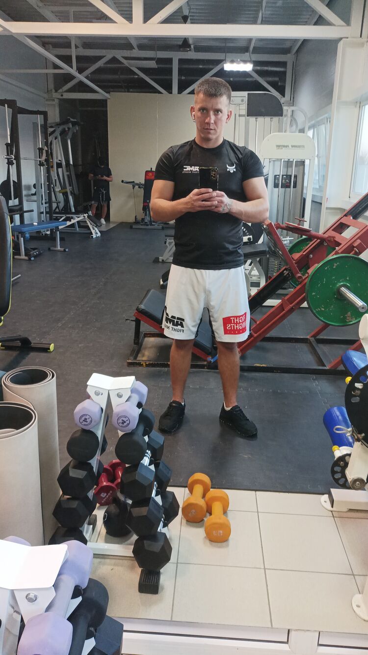  54288085  Ivan, 29 ,    