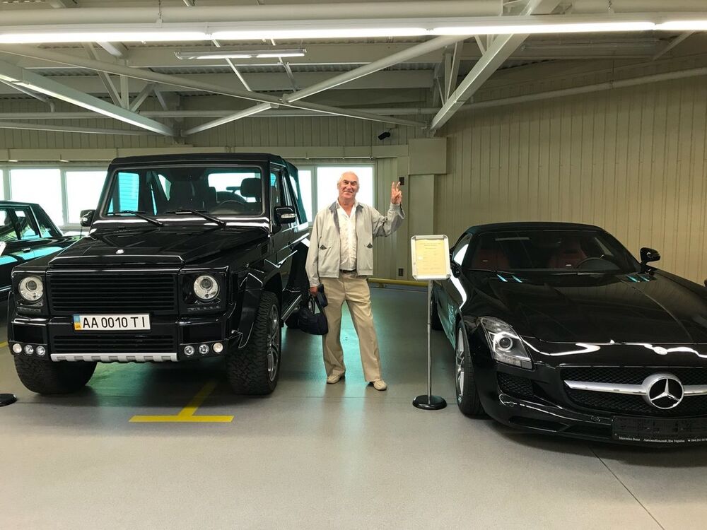  19869795  Georg, 75 ,    