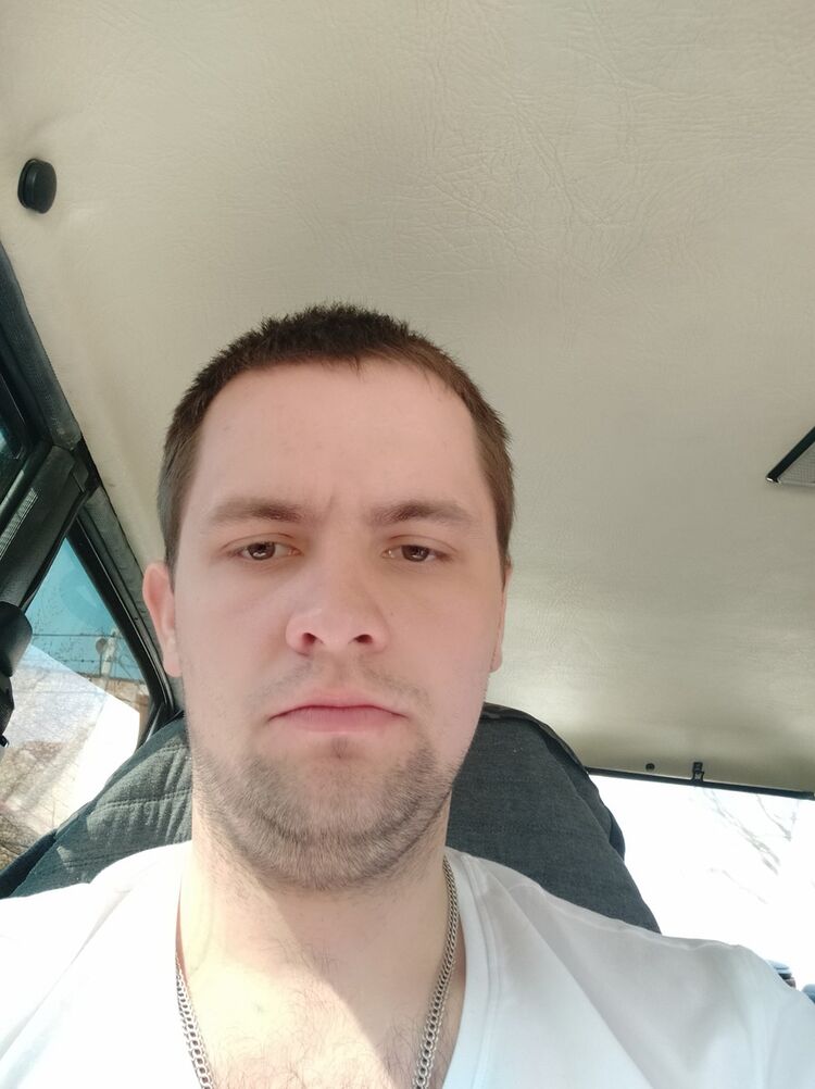  18218765  Oleg, 31 ,    Praha