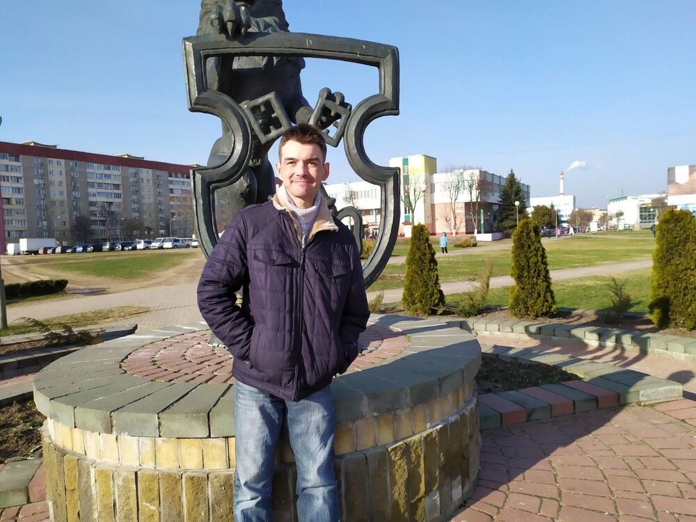 19030855  , 41 ,    