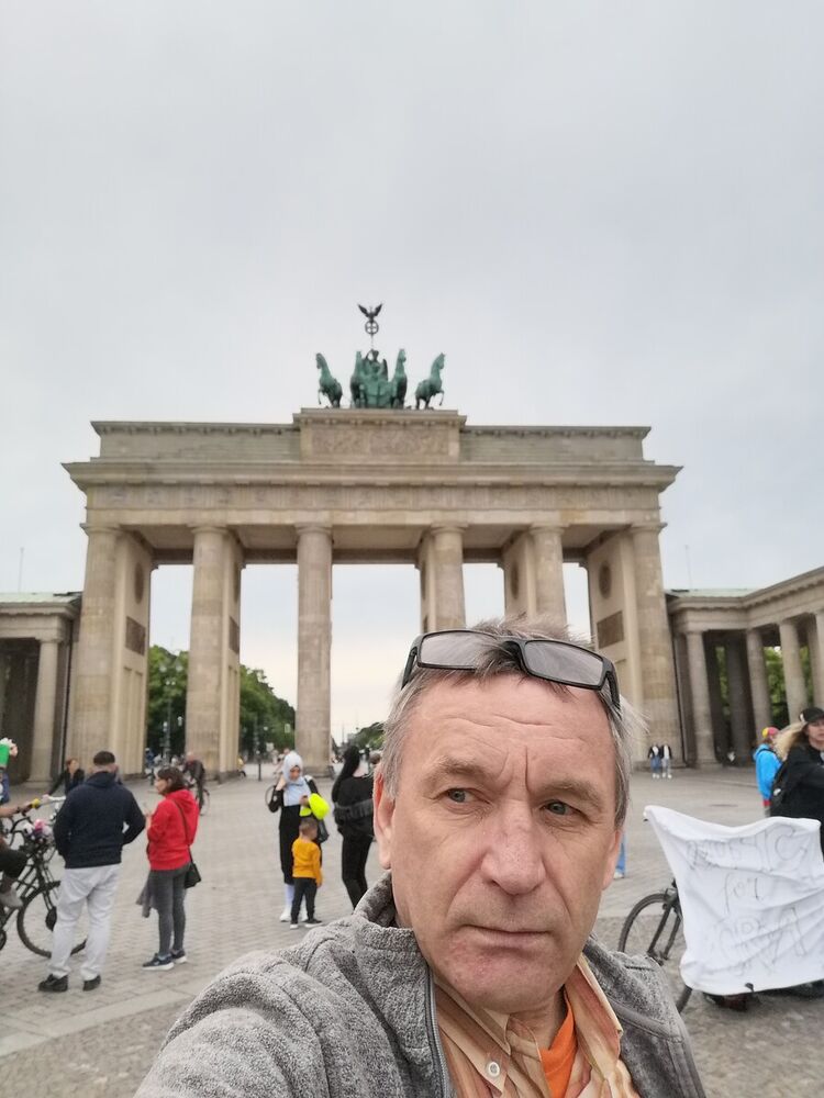  ,   Nikolay, 61 ,     , c 