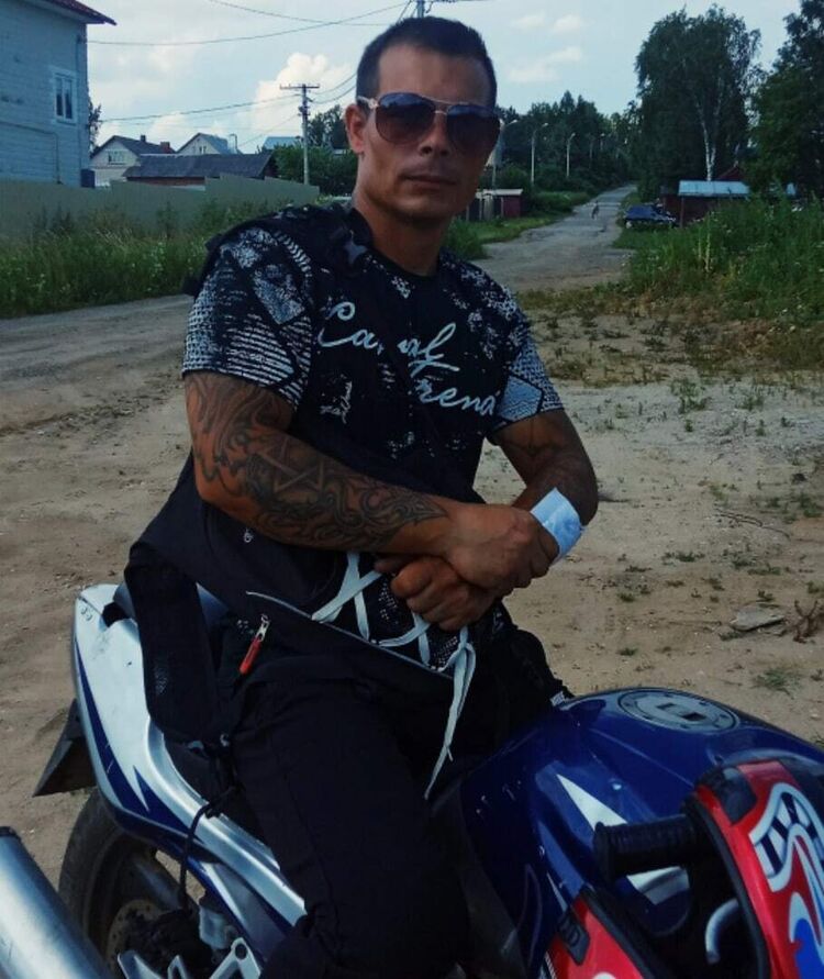  ,   Vladimir, 37 ,   ,   , c , 