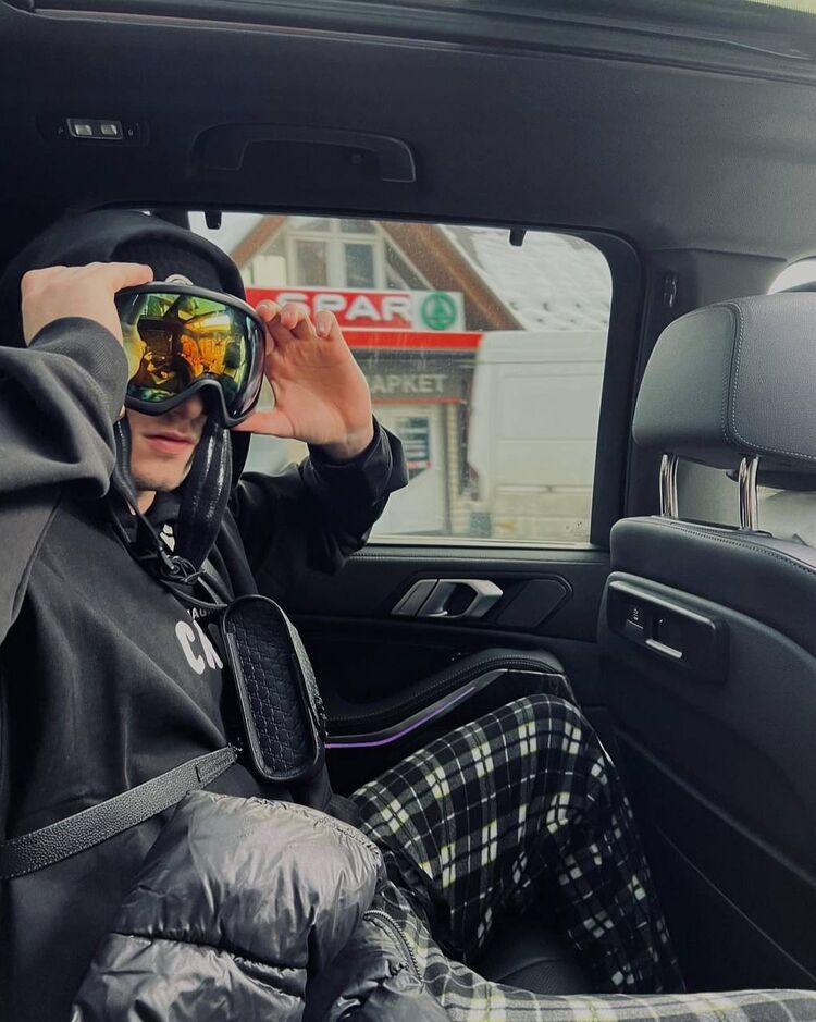  ,   , 19 ,   ,   