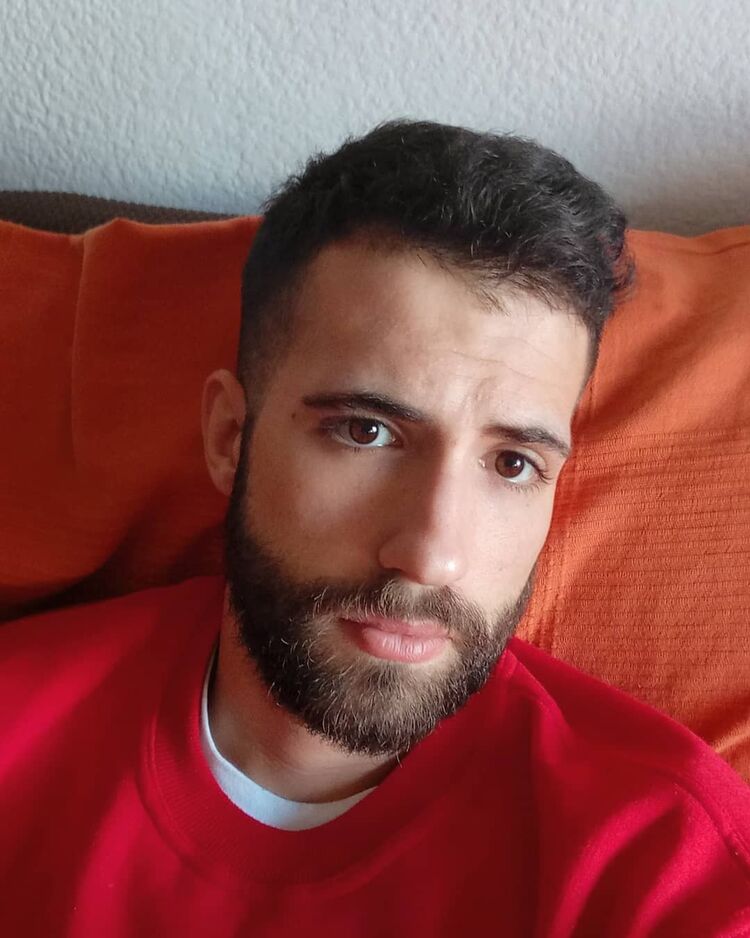  53003145  , 37 ,    