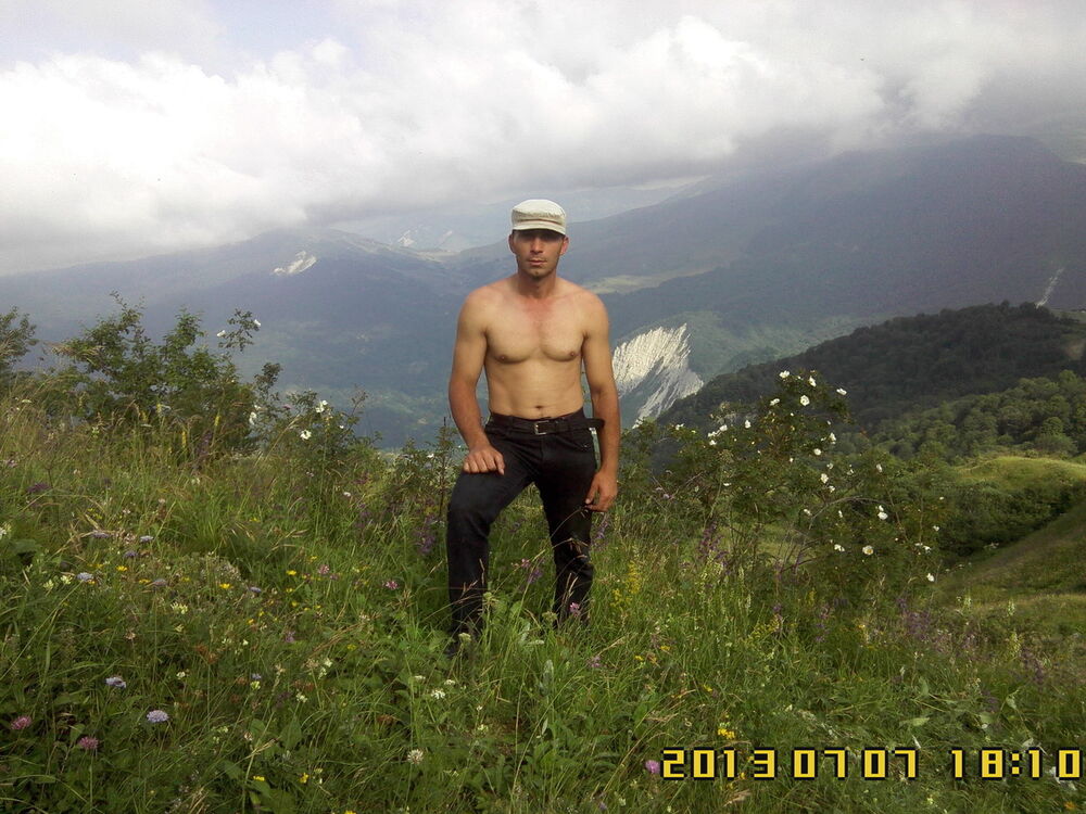  4031105  Samir, 43 ,    