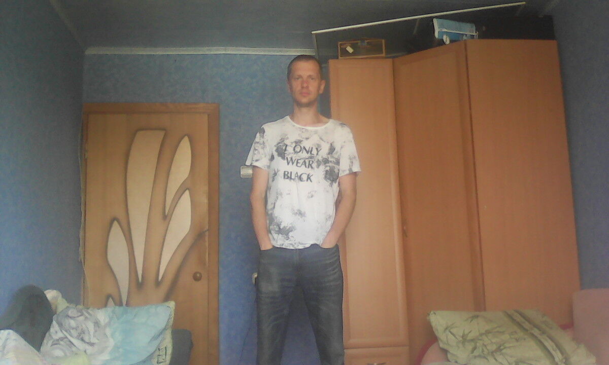  ,   Maksim, 41 ,   ,   , c 
