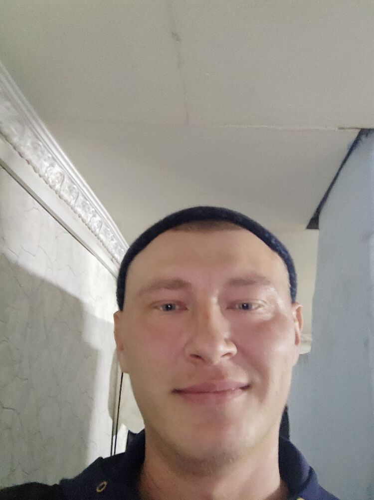  47818205  , 32 ,    