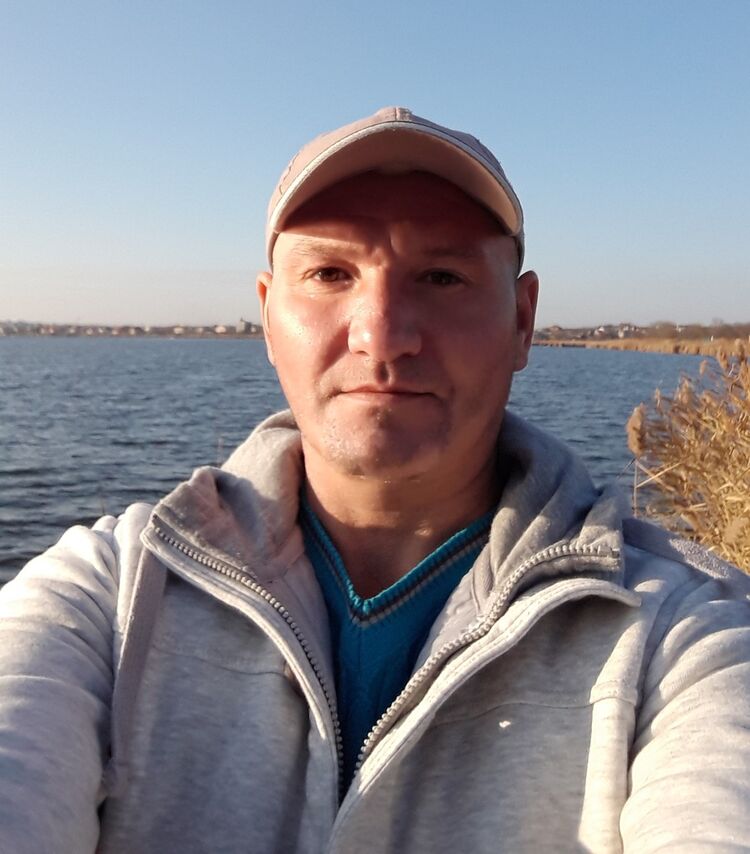  ,   Pavel, 45 ,   ,   , c 