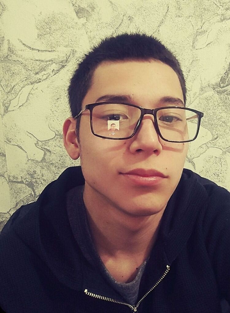  48740215  , 18 ,    