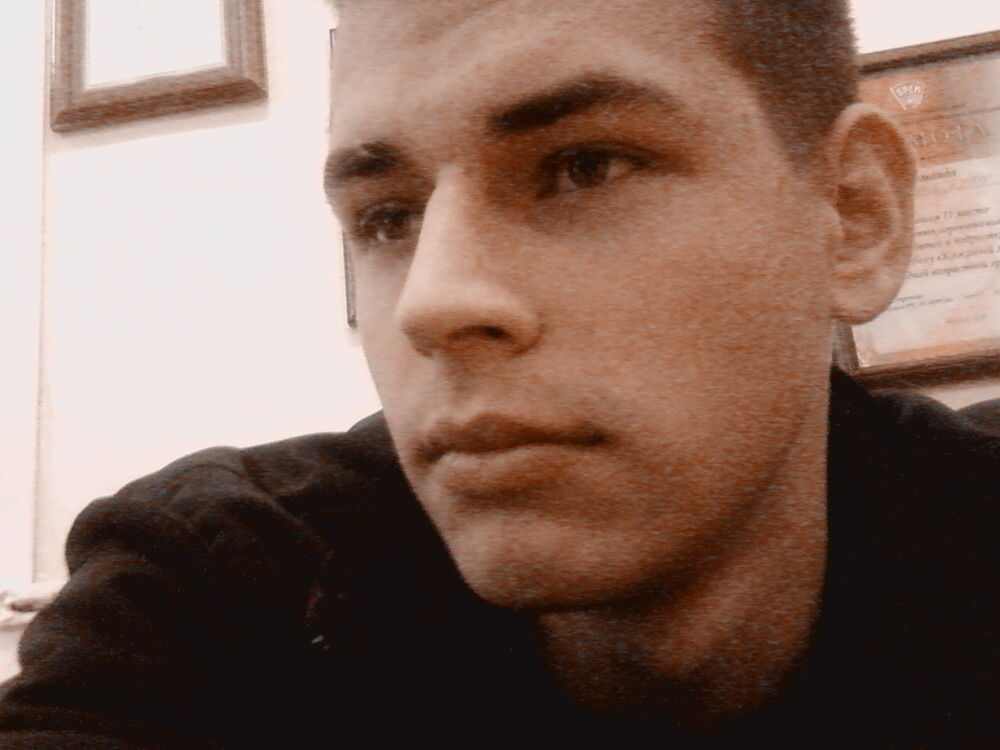  8295845  Is, 34 ,    
