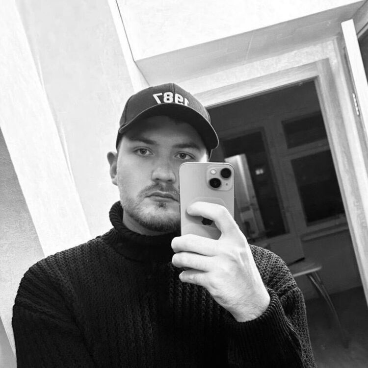 ���� 42388915 ����� �������, 24 ����, ���� ���������� � �������