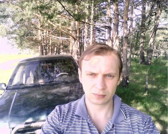  ,   Pavel, 48 ,   , 