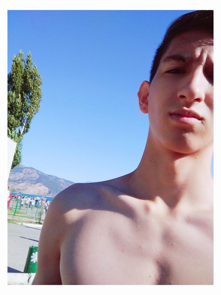  ,   Malik, 24 ,   