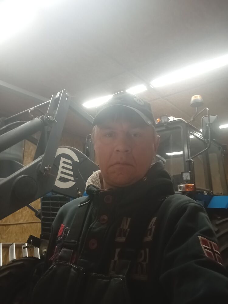  49268145  , 40 ,    