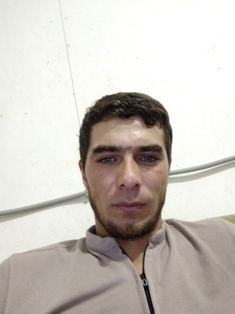  ,   Ali, 30 ,   ,   , c , 