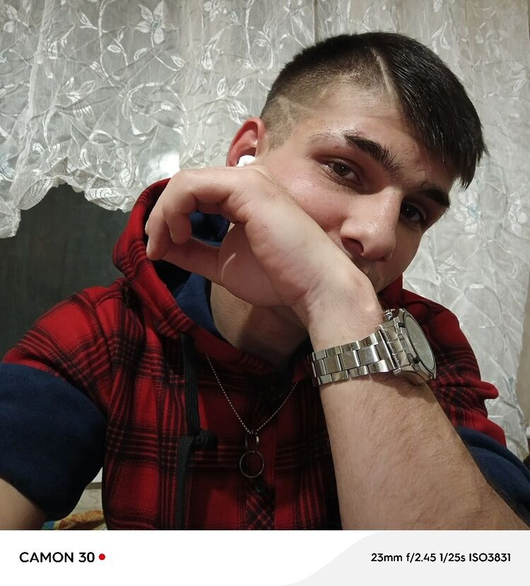  49581575  , 23 ,    