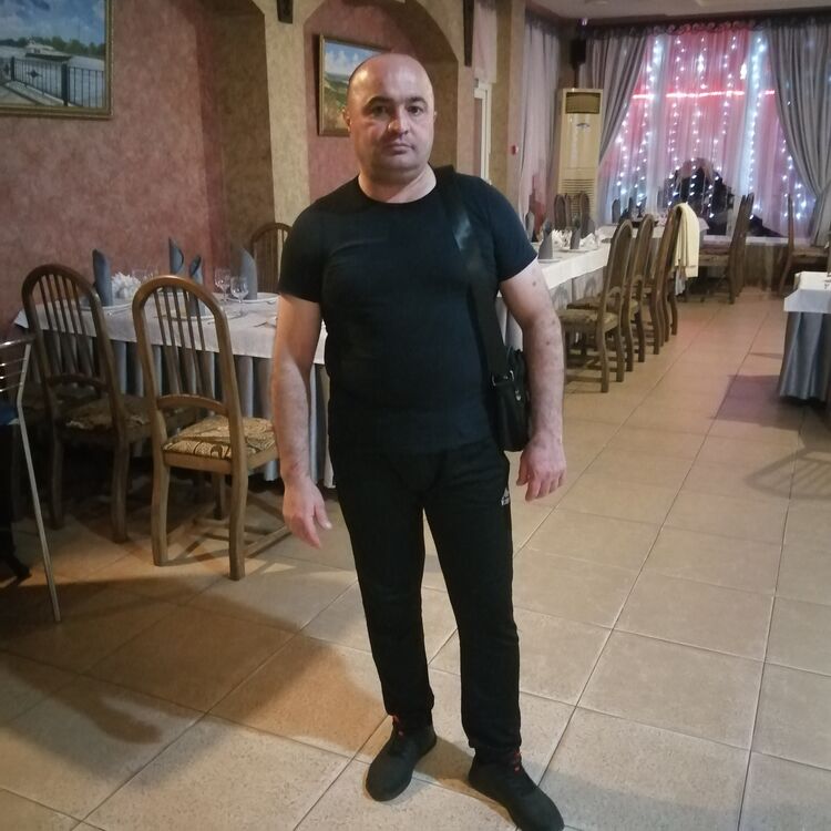  46605805  , 43 ,    --