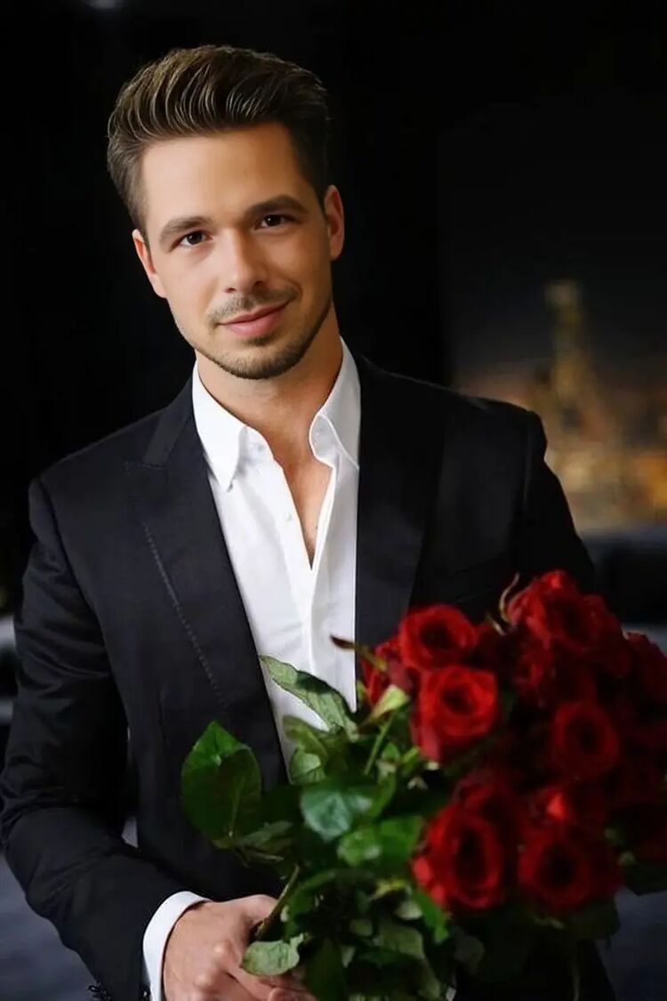  46779305  Alexey, 33 ,    