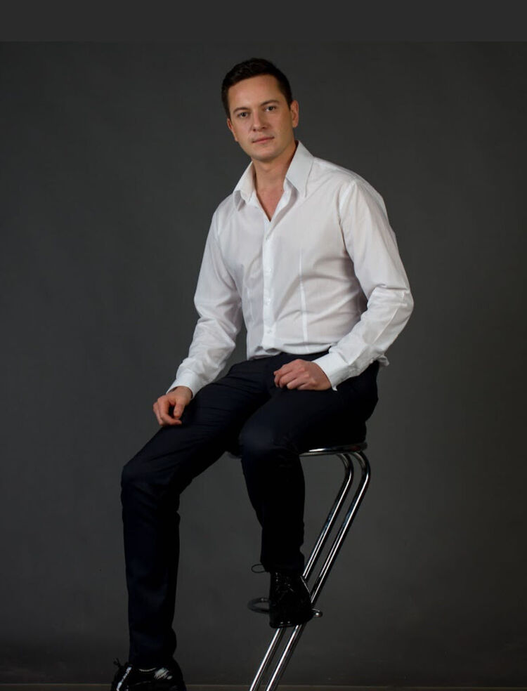 ���� 24480565 ������� Uri, 43 ����, ���� ���������� � ������