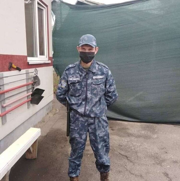  25051795  , 35 ,    