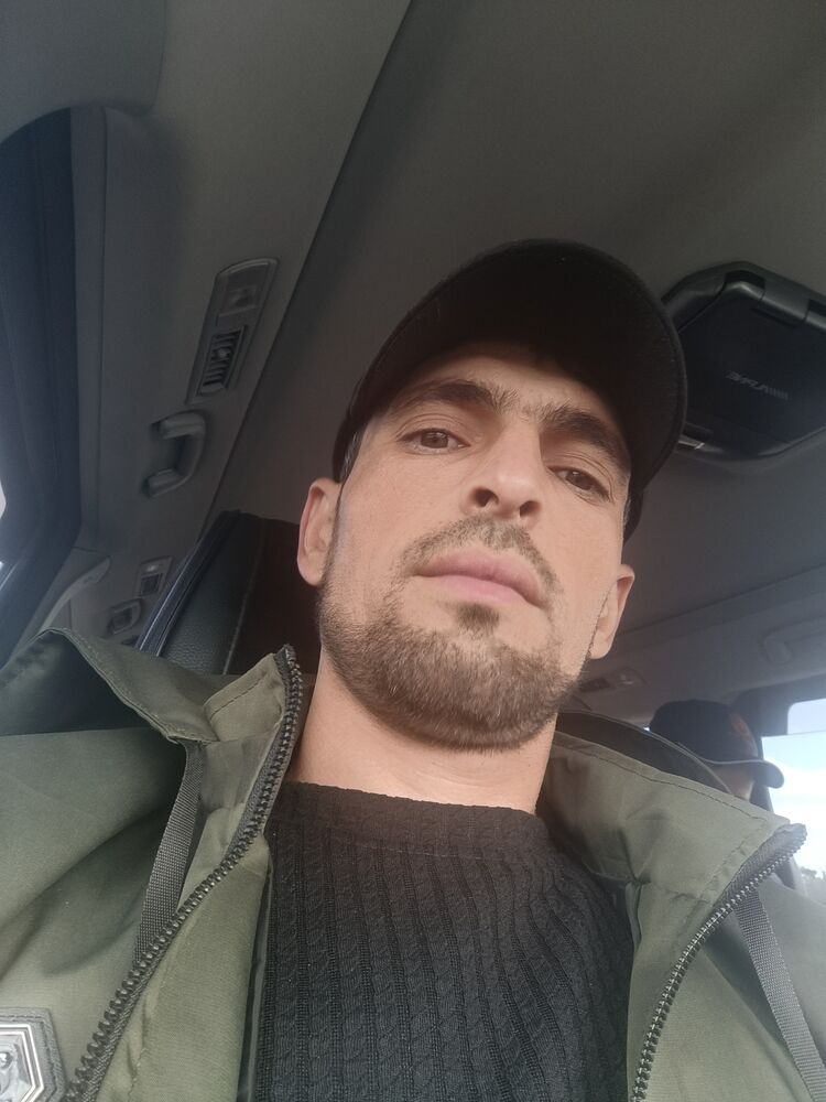  53743605  , 33 ,    