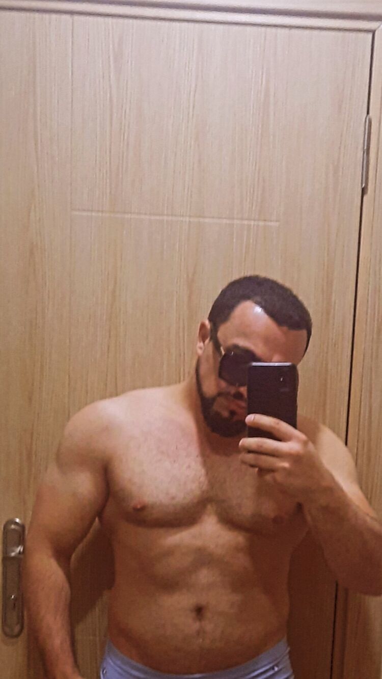  30647655  Rafael, 31 ,    