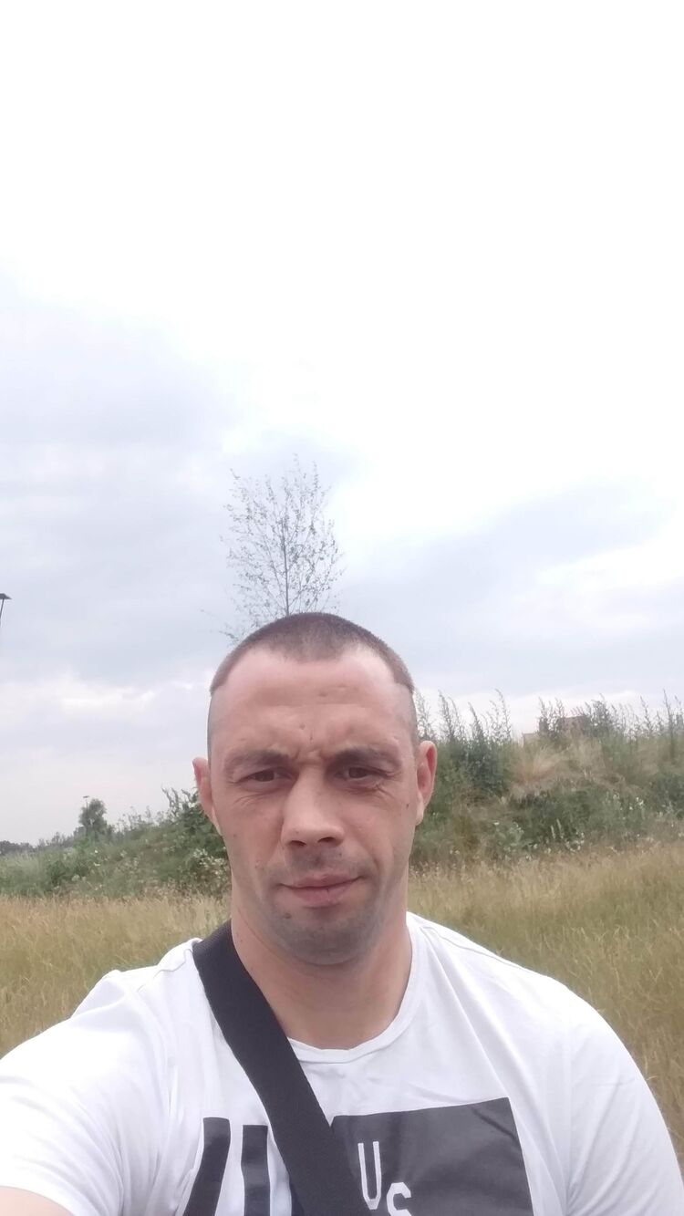 24626345  , 36 ,    Zabrze