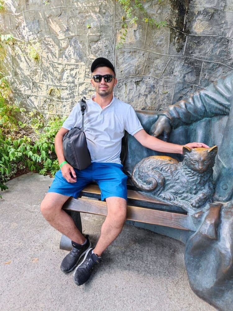  29223745  , 35 ,    -