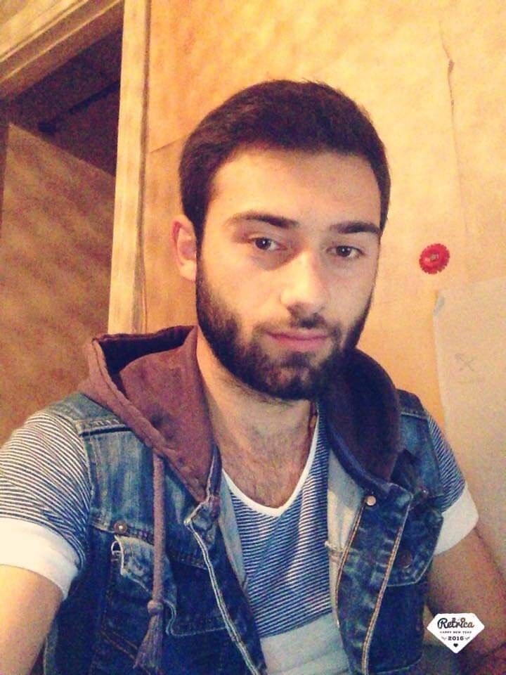  19004625  Vaja, 31 ,    