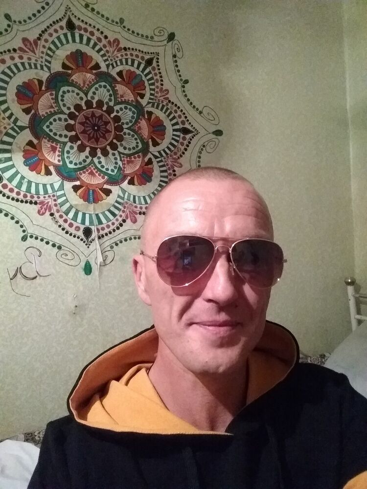  21022695  , 43 ,    