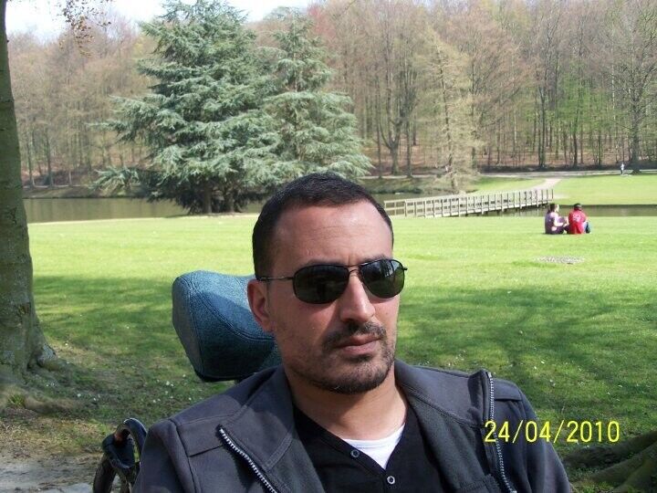  20333075  Misha, 51 ,    