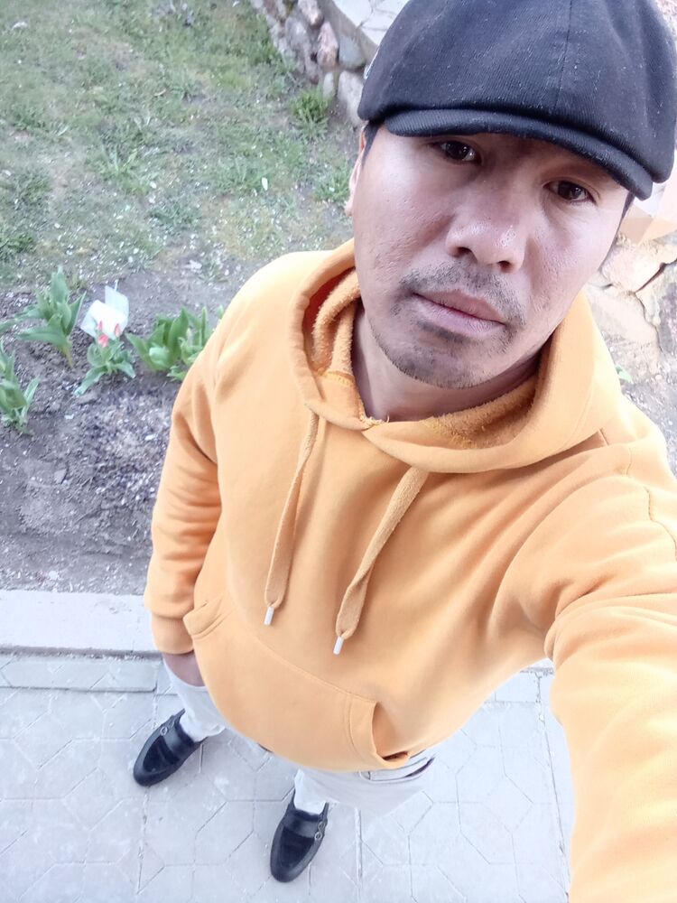  -,   Shuxrat, 37 ,   ,   