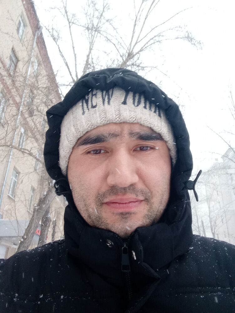  41673795  Ulugbek, 35 ,    