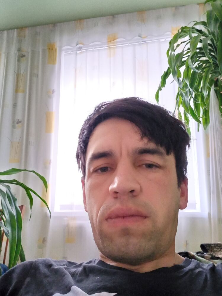  30895885  , 37 ,    