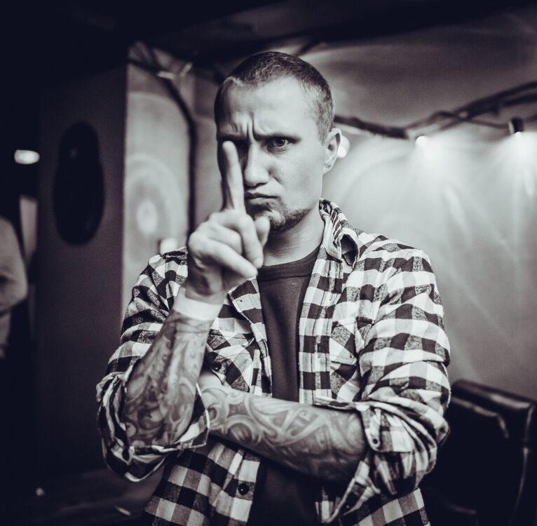  -,   , 39 ,   