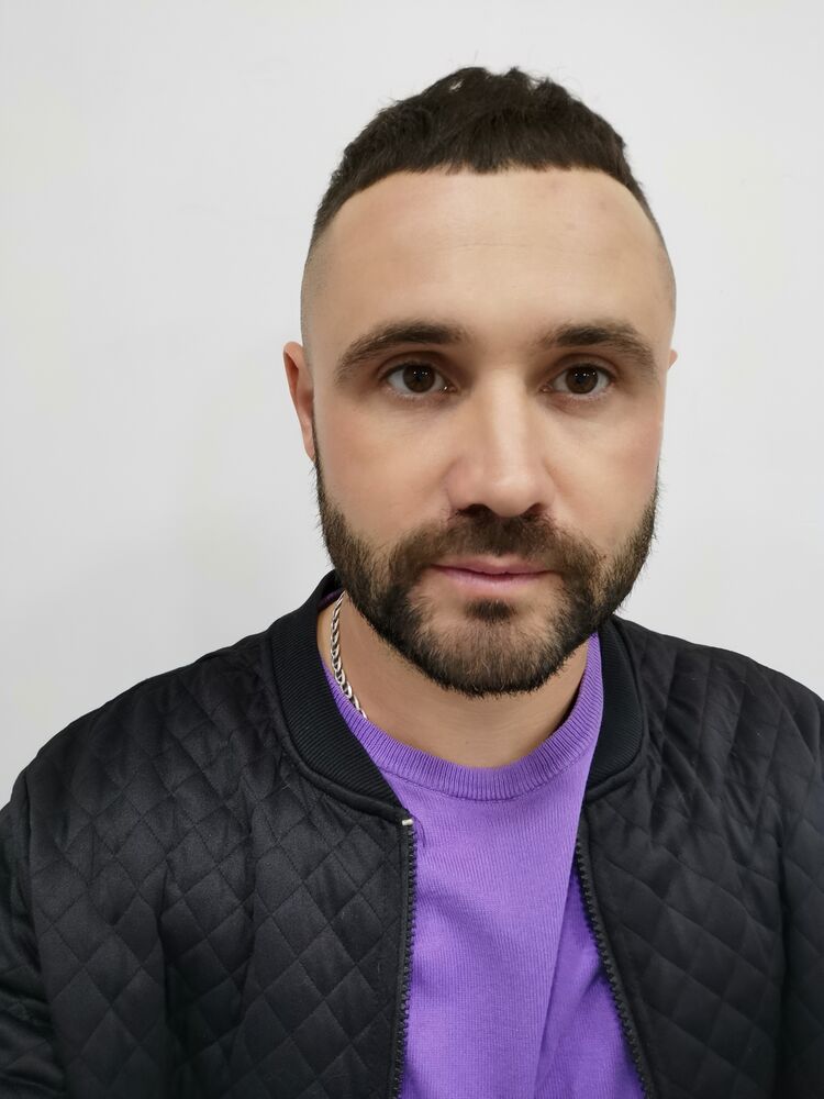  ,   Gleb, 38 ,   ,   , c , 