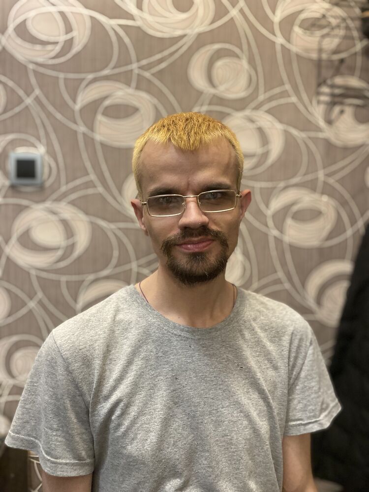  ,   Vladimir, 37 ,   ,   , c , 