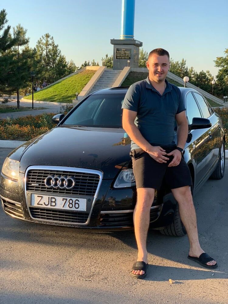  54585155  Romeo, 31 ,    