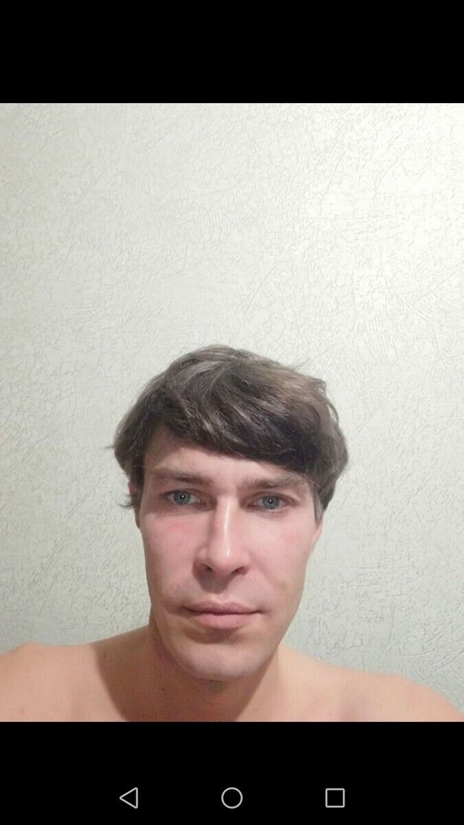  22101575  Alex, 41 ,    
