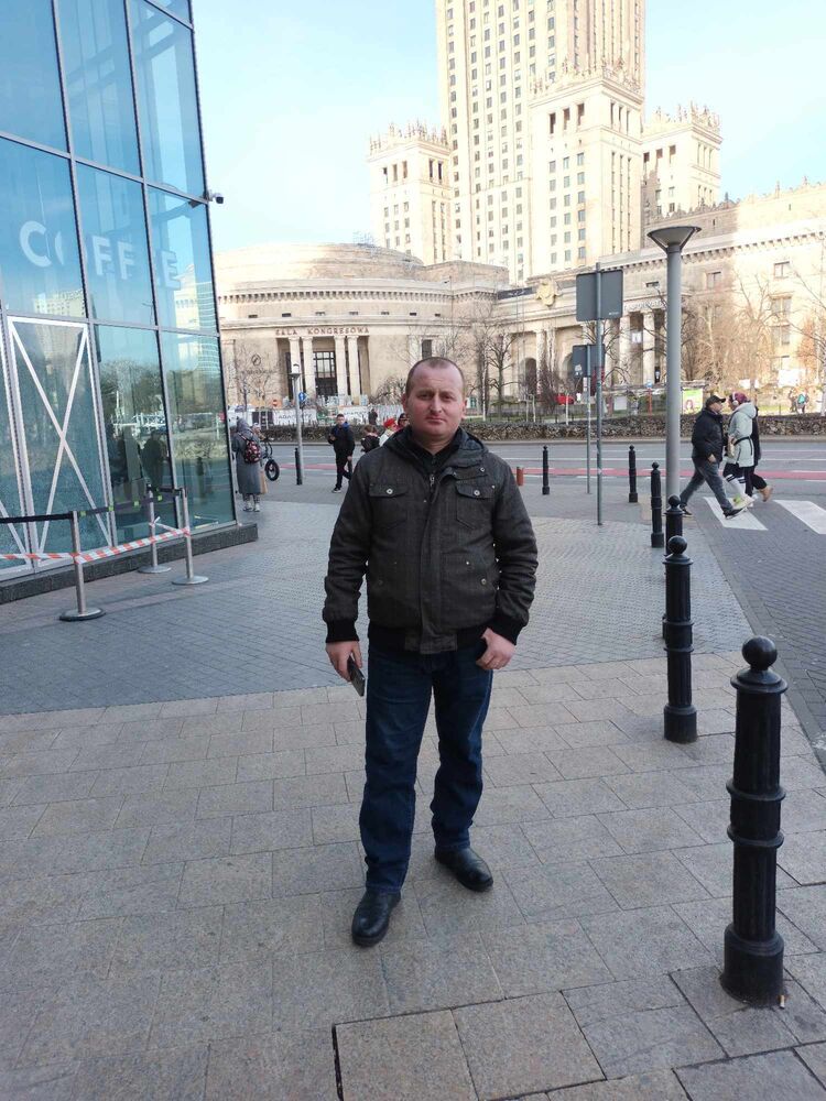  50621925  Zvio, 35 ,    