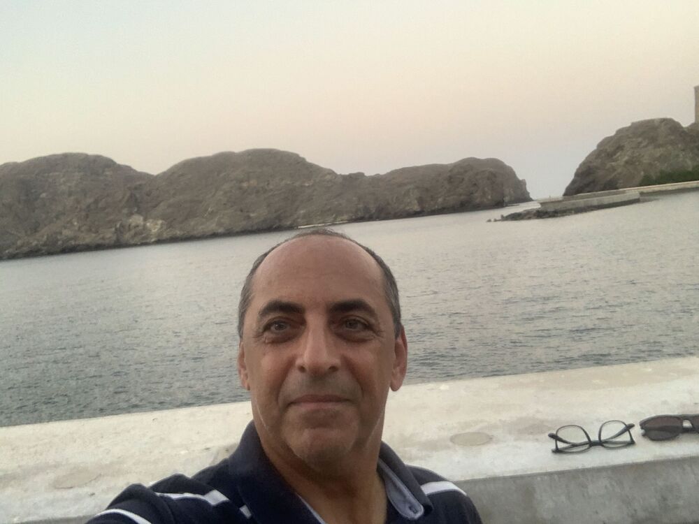  Jiddah,   Amr, 64 ,   ,   , c , 