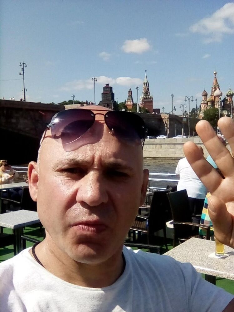  ,   Viktor, 54 ,   ,   , c 