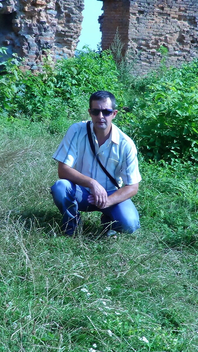  8810335  , 57 ,    -