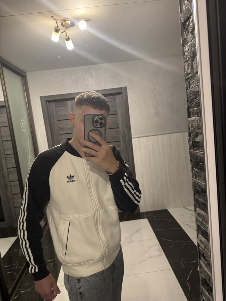  47761975  , 24 ,    