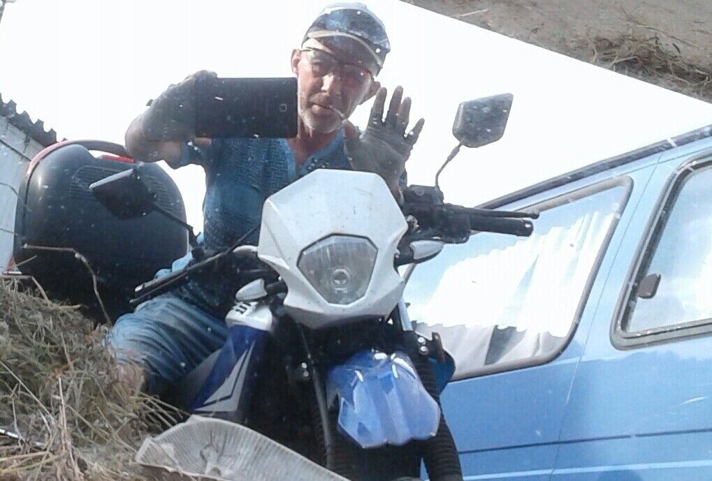  20560395  , 47 ,    