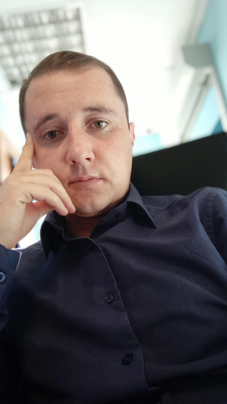  ,   Maxim, 30 ,   ,   , c 