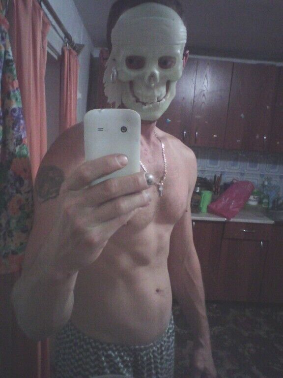  31935595  , 43 ,    